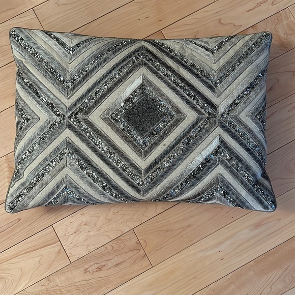 Decorative Leather Hide Accent Throw Pillow Size 19”x13” cowhide and Sequins - Picture 3 of 6